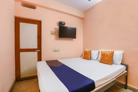 Spot On Annai Guest House