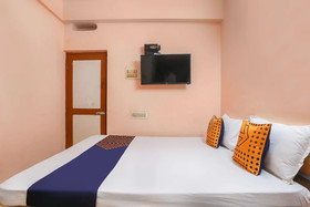 Spot On Annai Guest House