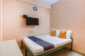 Spot On Annai Guest House