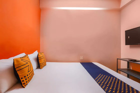 Spot On Annai Guest House