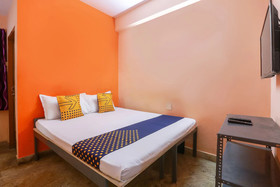 Spot On Annai Guest House