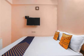 Spot On Annai Guest House
