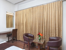 Apoorva's Guest House by OYO Rooms