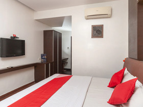 Apoorva's Guest House by OYO Rooms