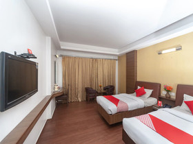 Apoorva's Guest House by OYO Rooms