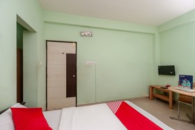 Beehive Hospitality by OYO