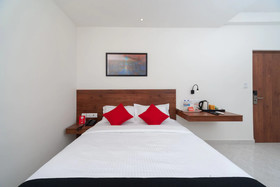 Capital O 18266 Hotel Arunaa Inn