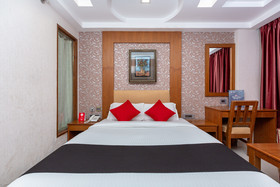 Capital O 6958 The Vijay Park