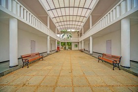 Capital O 81676 Ecr Binny's Resort