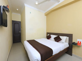 Central Inn By OYO Rooms