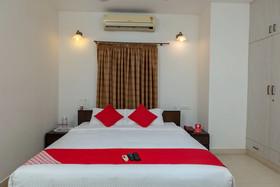 Cute Orange Service Apartments By OYO Rooms