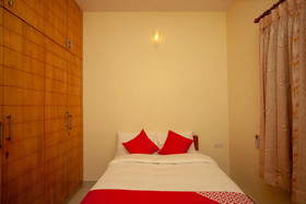 Deepalakshmi Apartment By OYO Rooms