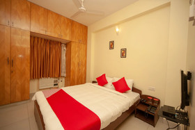 Deepalakshmi Apartment By OYO Rooms