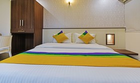 Deluxe Inn by Treebo