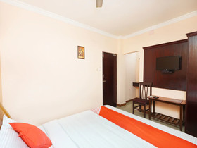 Dreams Manor by OYO Rooms
