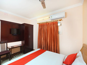 Dreams Manor by OYO Rooms