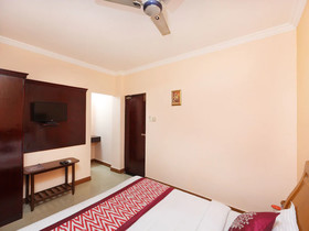 Dreams Manor by OYO Rooms