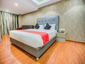 Edition O 30024 The Banyan Poonamallee