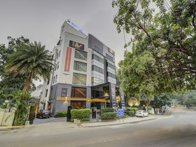 Edition O 30035 Esthell Near Malar Hospital