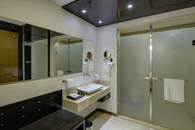 E Mall Hotel