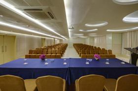 E Mall Hotel