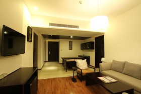 E Mall Hotel