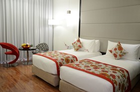 E Mall Hotel