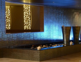 E Mall Hotel