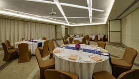 E Mall Hotel