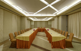 E Mall Hotel