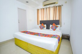FabExpress Nimalan Residency