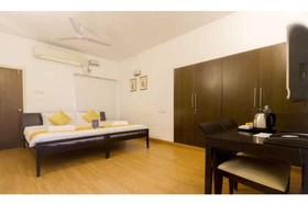 FabHotel Iberis Sholinganallur
