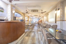 Golden Tower by OYO Rooms