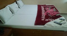 Goroomgo Central Afia Residency chennai