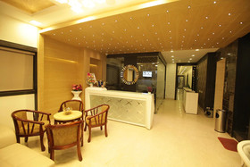 Grand Cascade The Business Hotel