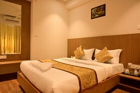 Grand One Tower