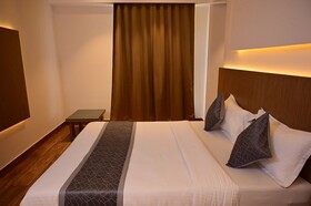 Grand One Tower
