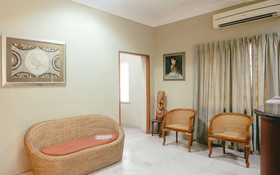 Hanu Reddy Residences Wallace Garden