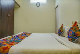 Hibiscus Stays by Fabhotel