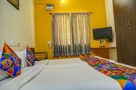 Hibiscus Stays by Fabhotel