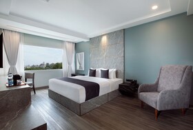 Hotel 44 Oasis