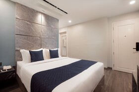 Hotel 44 Oasis