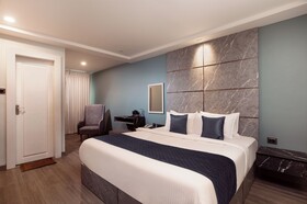 Hotel 44 Oasis