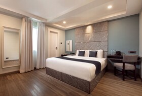 Hotel 44 Oasis