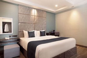 Hotel 44 Oasis