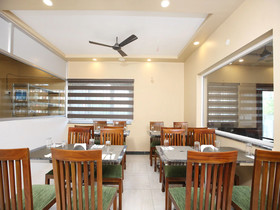 Hotel Ashvattha By OYO Rooms