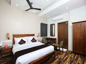 Hotel Ashvattha By OYO Rooms