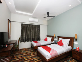 Hotel Ashvattha By OYO Rooms