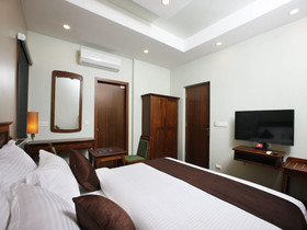 Hotel Ashvattha By OYO Rooms