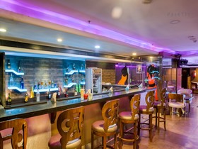 Townhouse OAK Hotel Chennai La Palace
